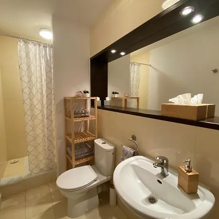 Przy Porcie شقة فينغوجيفو